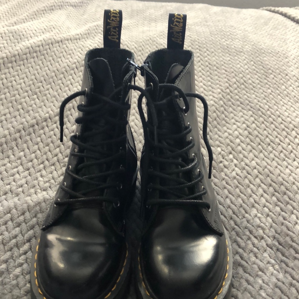Ladies black Dr. Martens
